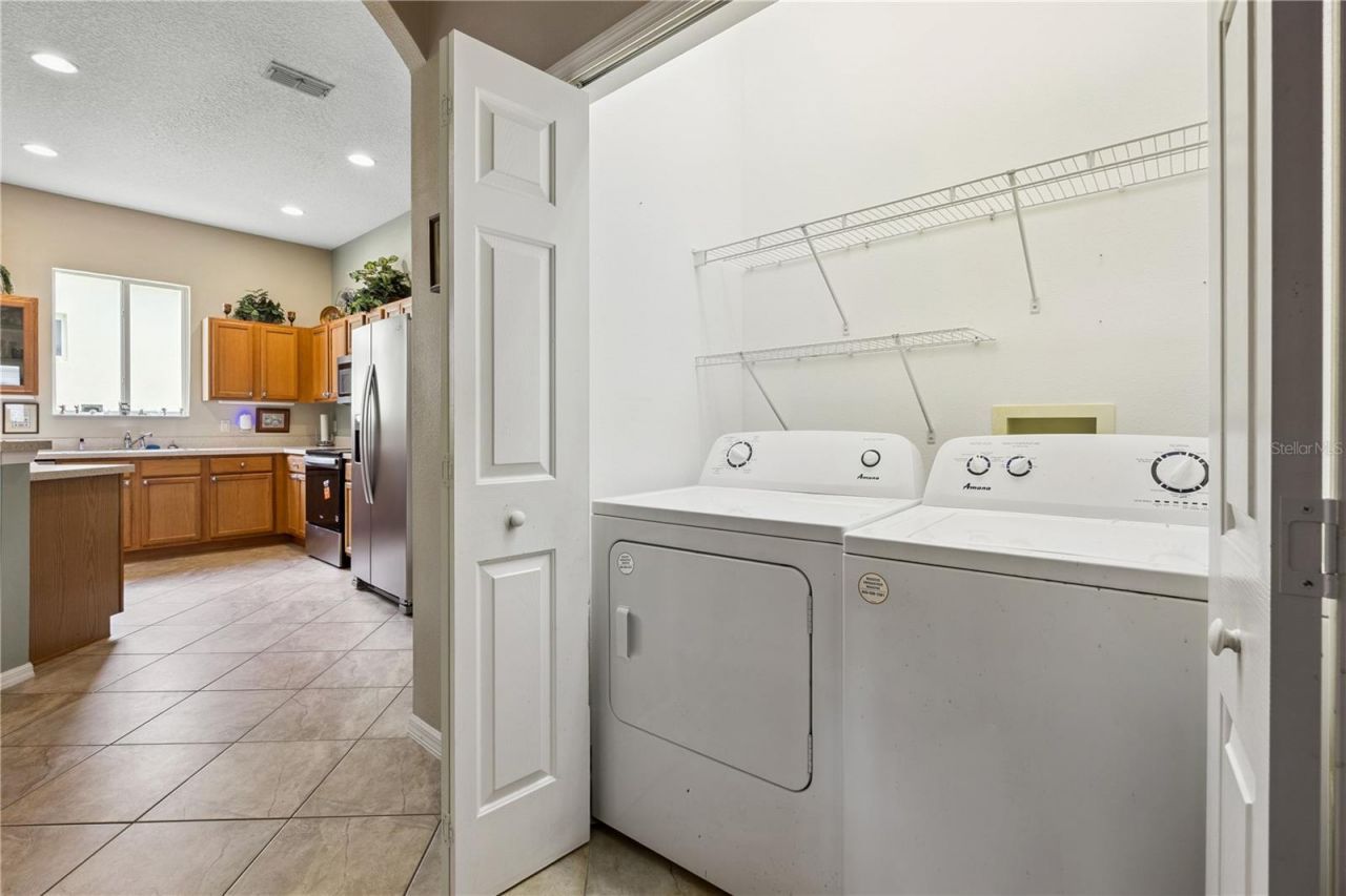 24403 Amberleaf Court , Leesburg, FL 34748 Photo