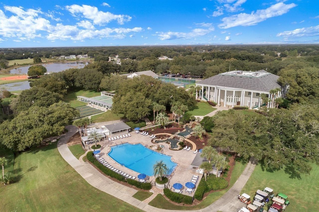 24403 Amberleaf Court , Leesburg, FL 34748 Photo
