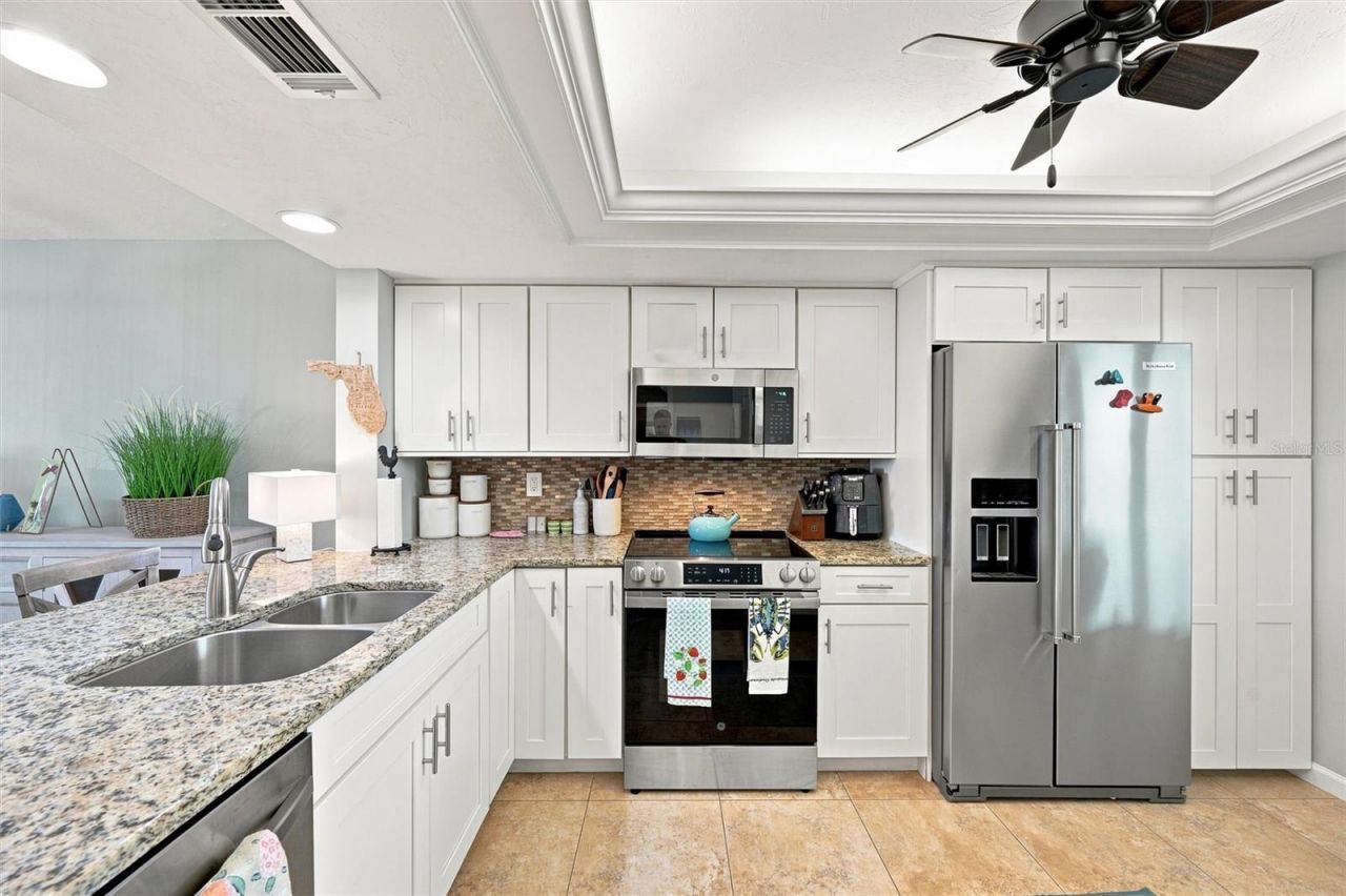 9604 Cortez Road W, Unit 422, Bradenton, FL 34210 Photo