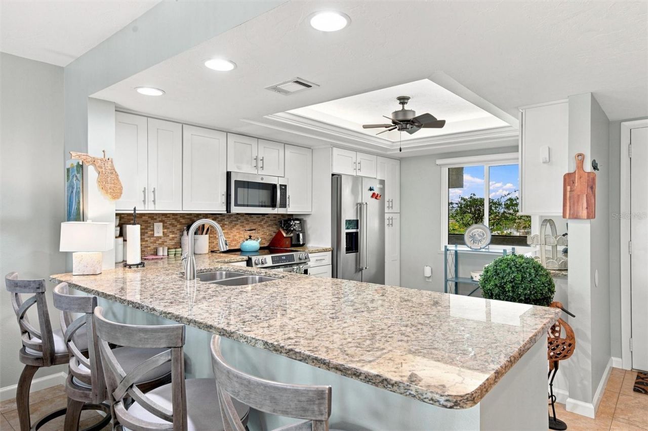9604 Cortez Road W, Unit 422, Bradenton, FL 34210 Photo
