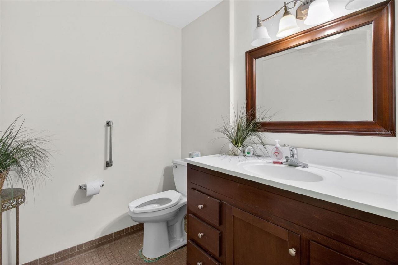 2039 Indian Rocks Road S, Largo, FL 33774 Photo