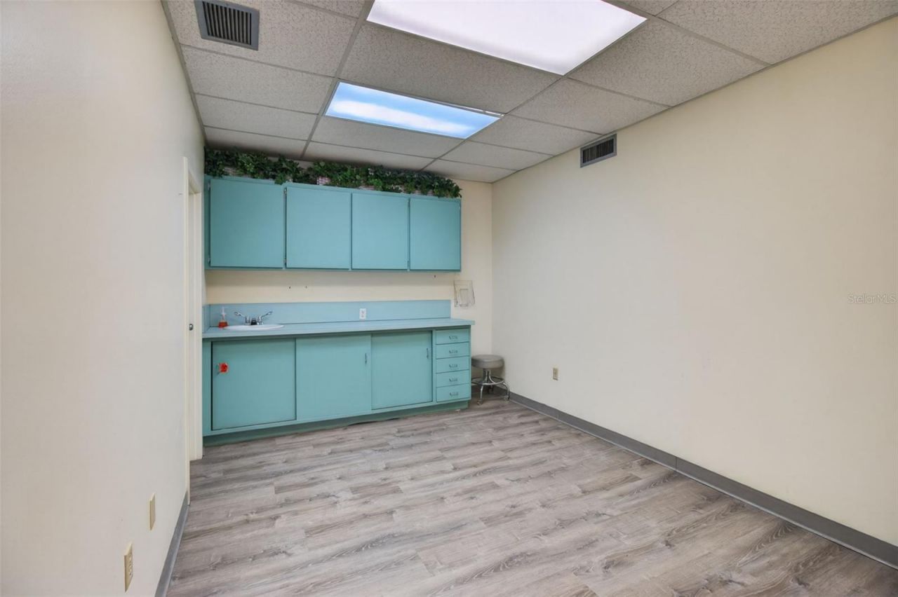 2039 Indian Rocks Road S, Largo, FL 33774 Photo