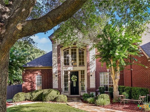 218 Champions Drive , Georgetown, TX 78628