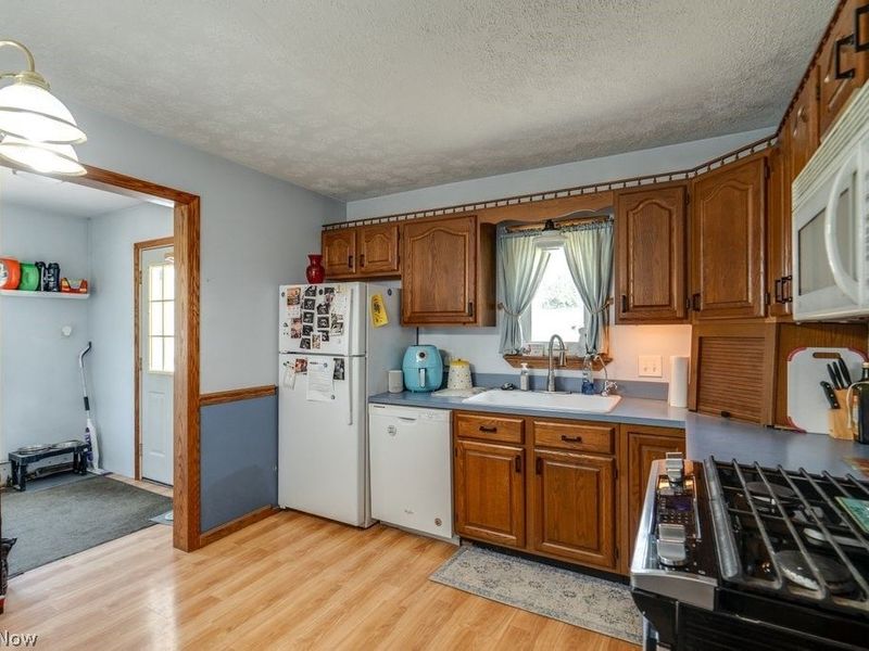 88 Taylor Road , Barberton, OH 44203 Photo 13