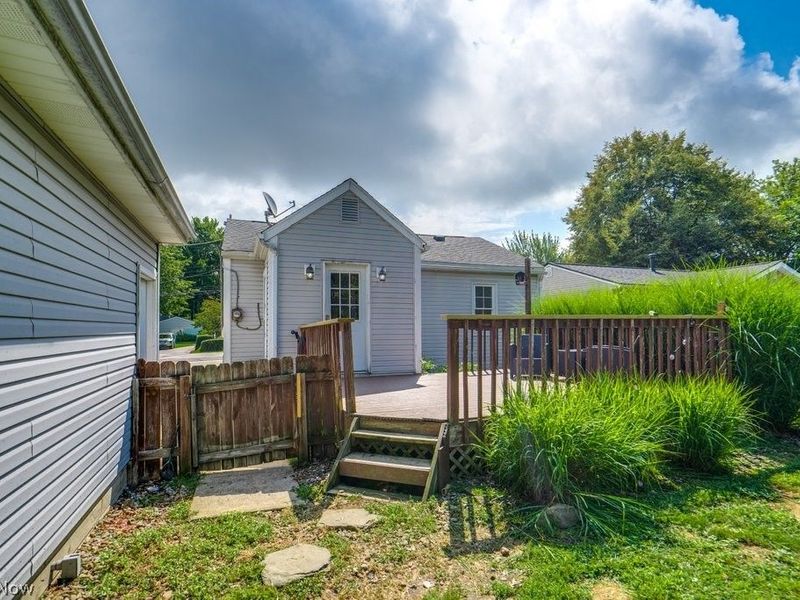 88 Taylor Road , Barberton, OH 44203 Photo 5