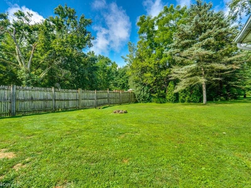 88 Taylor Road , Barberton, OH 44203 Photo 7