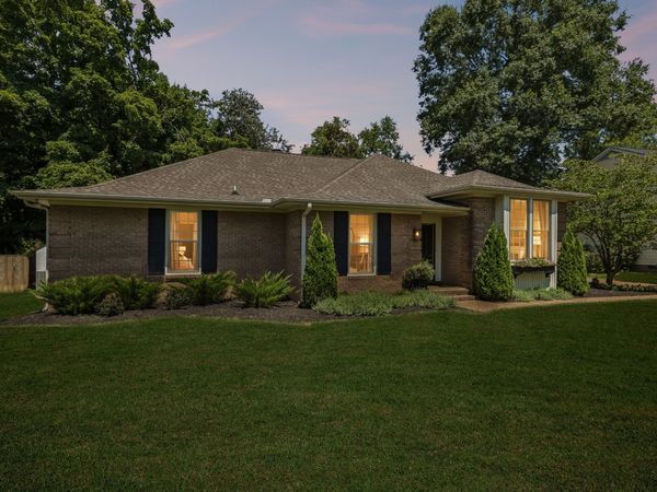 410 Stable Dr, Franklin, TN 37069