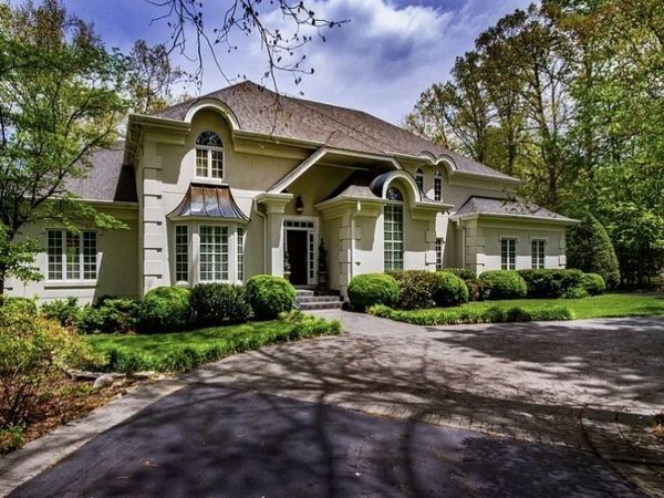 554 Halstead Dr , Crossville, TN 38555