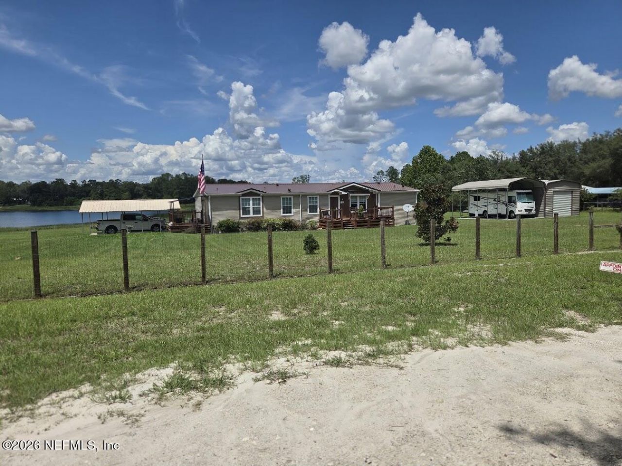 124 Junior Lake Trail, Interlachen, FL 32148 Photo