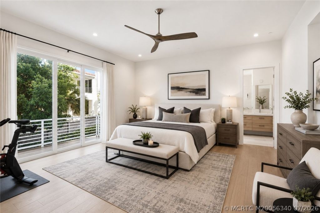 51 SE Seminole Street, Unit 205, Stuart, FL 34994 Photo