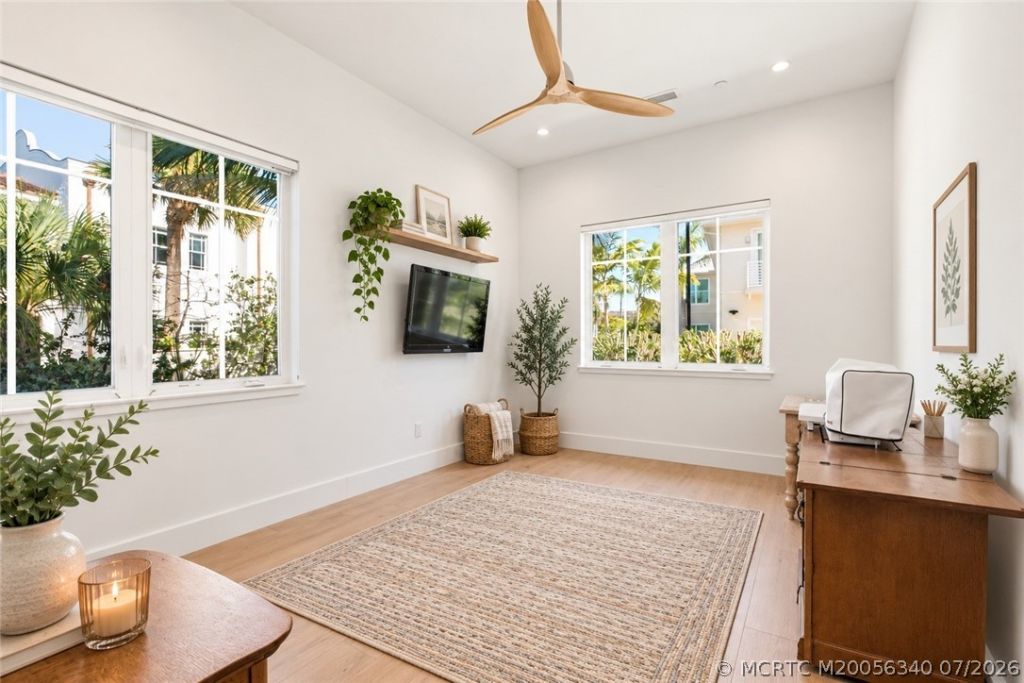 51 SE Seminole Street, Unit 205, Stuart, FL 34994 Photo