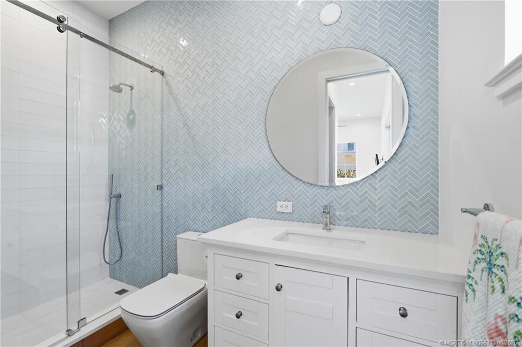 51 SE Seminole Street, Unit 205, Stuart, FL 34994 Photo