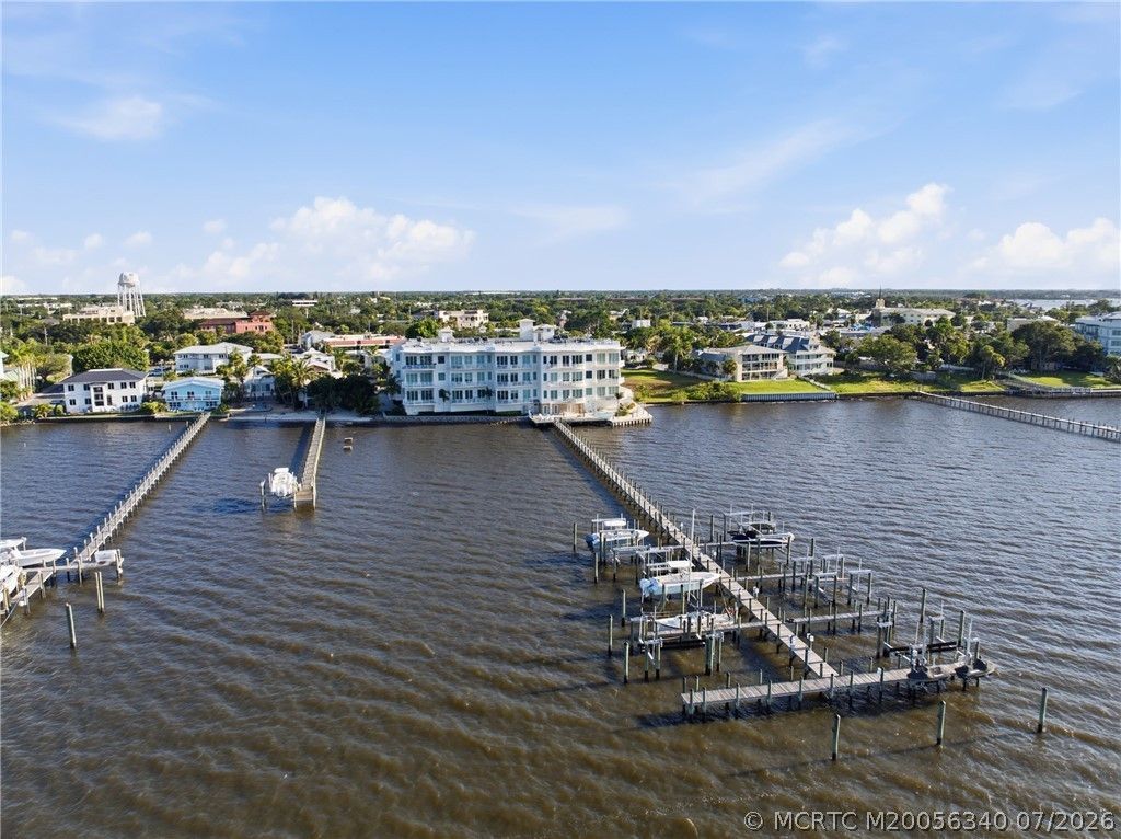 51 SE Seminole Street, Unit 205, Stuart, FL 34994 Photo