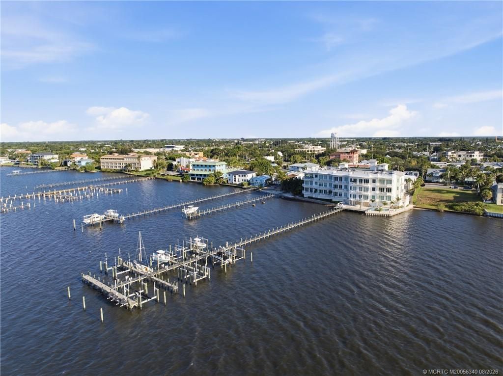 51 SE Seminole Street, Unit 205, Stuart, FL 34994 Photo