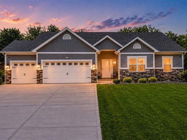 110 Providence Ridge Court, Wentzville, MO 63385