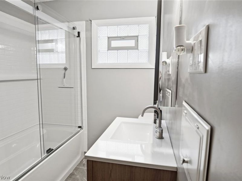 248 Jennings Avenue , Cuyahoga Falls, OH 44221 Photo 13
