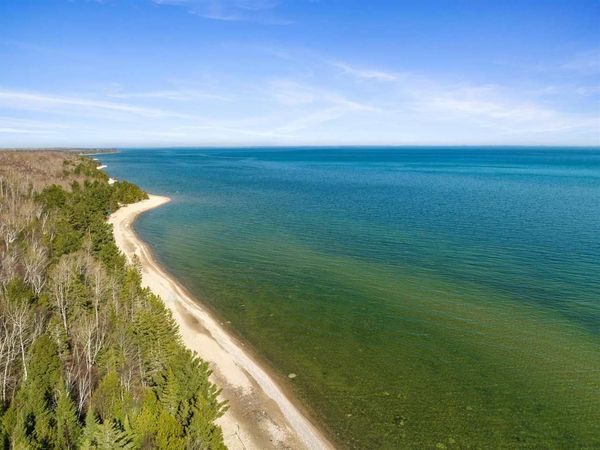 12753 US 23 Highway, Cheboygan, MI 49721