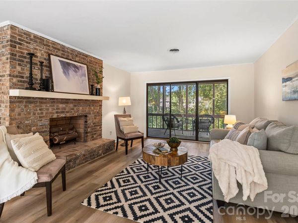 181 N Britton Creek Court, Hendersonville, NC 28789