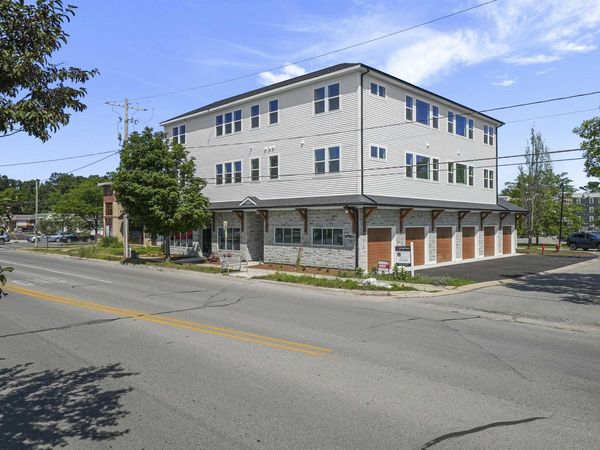1109 Carver Street S, Traverse City, MI 49686