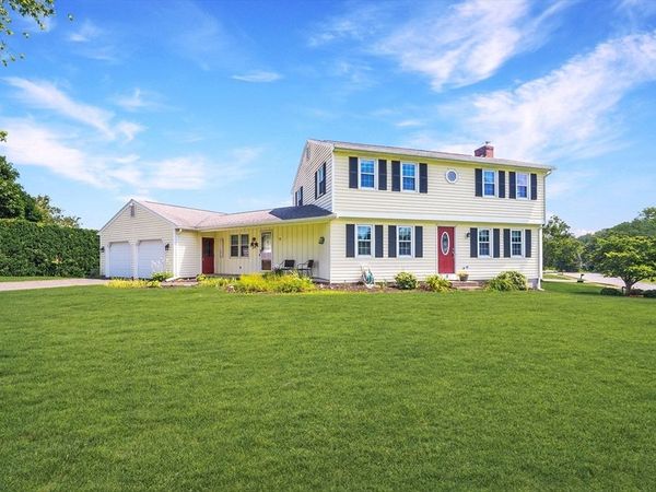 9 Stony Hill Rd, Agawam, MA 01030