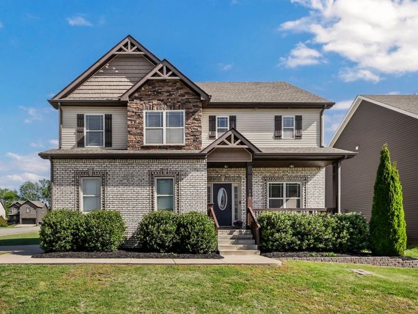 109 Easton Dr , Clarksville, TN 37043