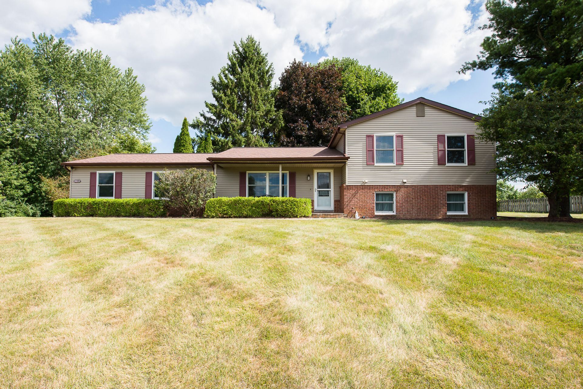 9613 Horseshoe Bend, Dexter, MI 48130 Main Photo