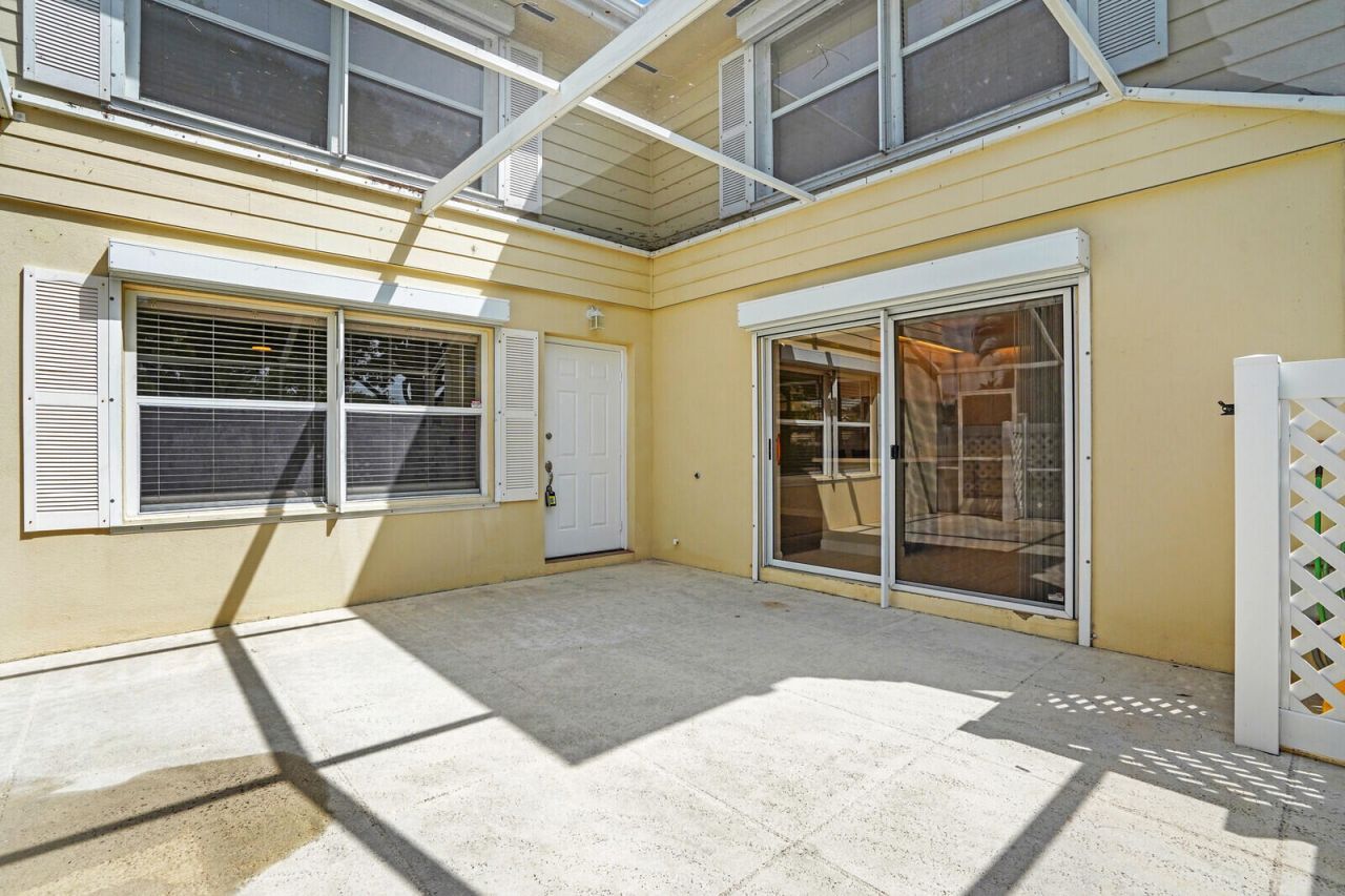 8156 Chelsea Court, Unit 56C, Lake Clarke Shores, FL 33406 Photo
