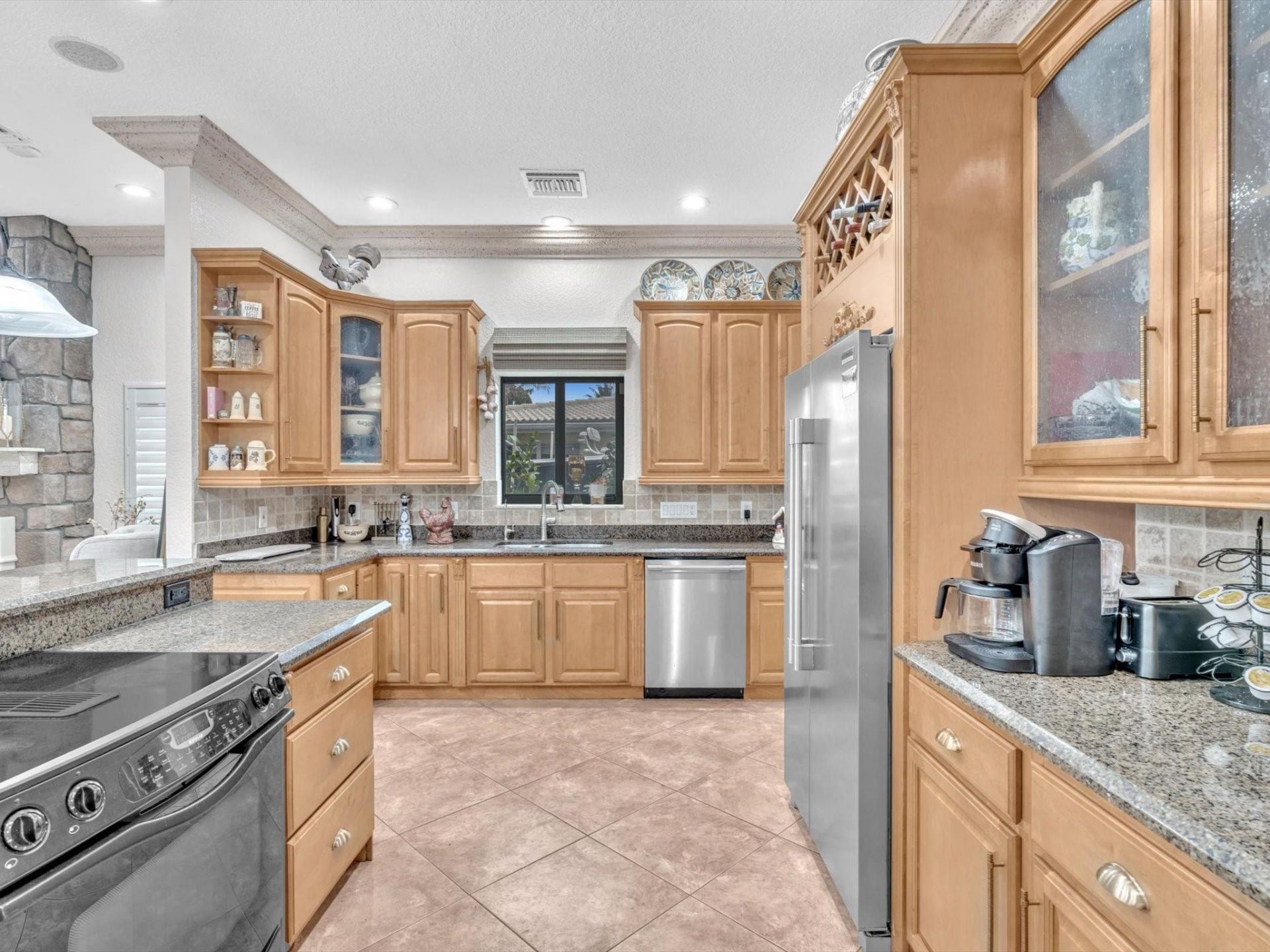 749 SW 2nd Street, Boca Raton, FL 33486 Photo