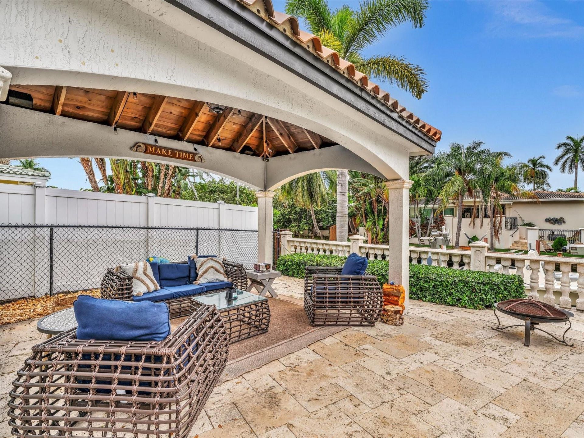 749 SW 2nd Street, Boca Raton, FL 33486 Photo