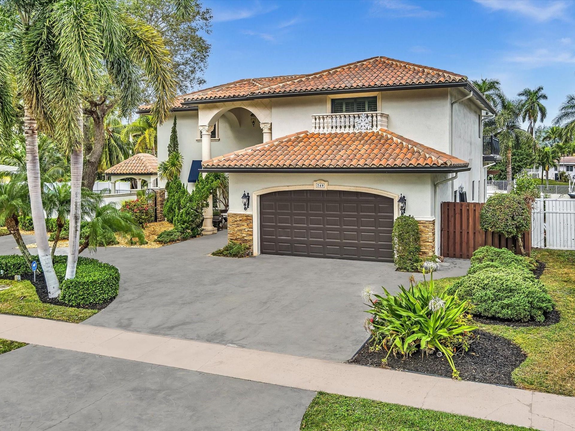 749 SW 2nd Street, Boca Raton, FL 33486 Photo