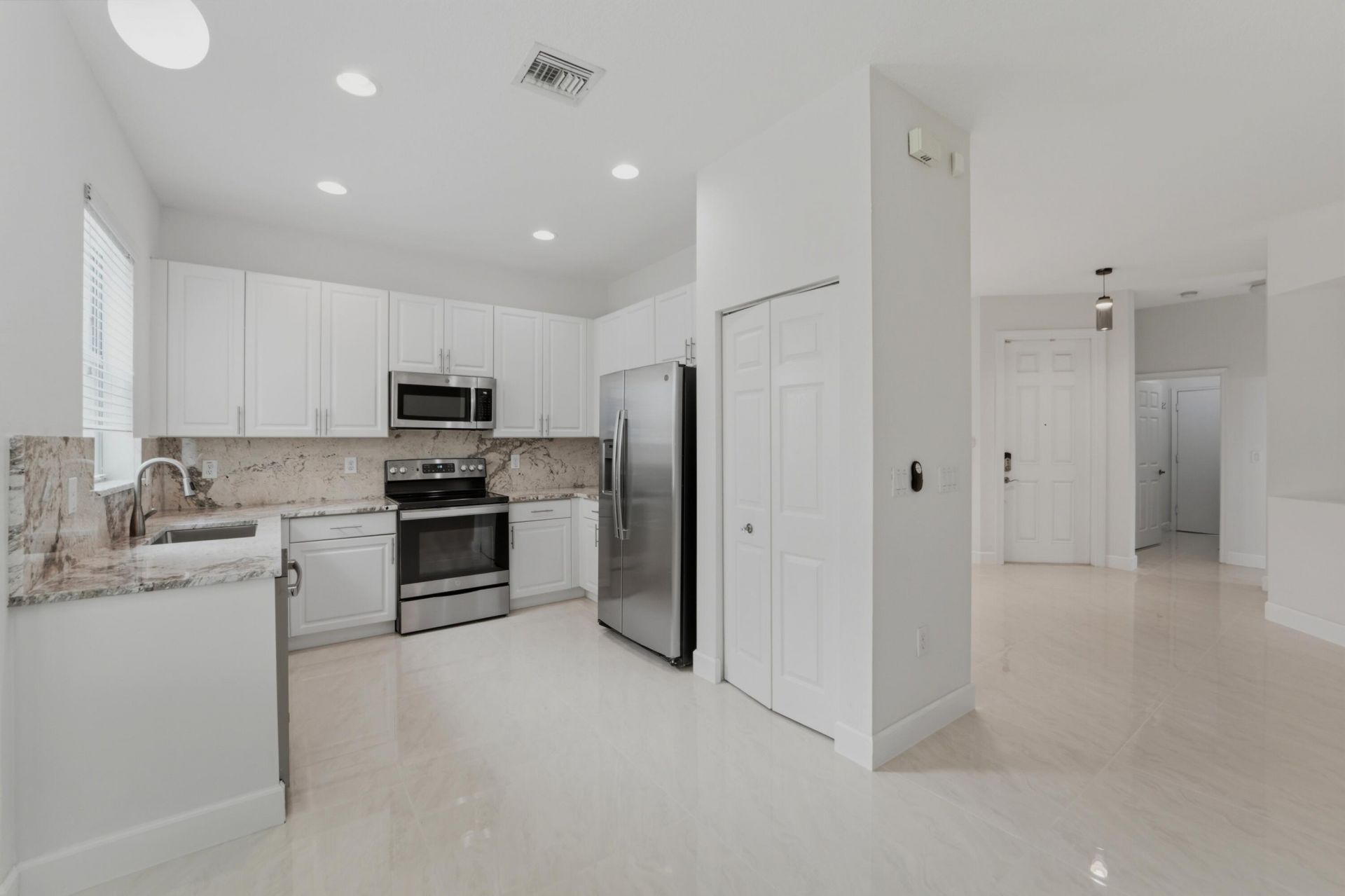 10941 Bitternut Hickory Lane, Boynton Beach, FL 33437 Photo