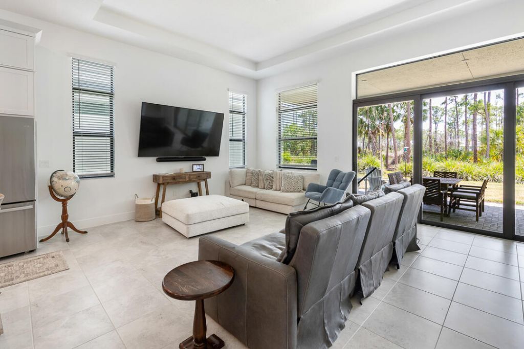 6980 SE Haven Lane, Stuart, FL 34997 Photo