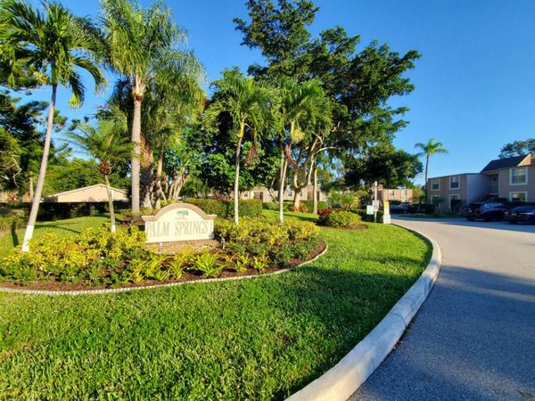1060 NW 80th Avenue, Unit 104, Margate, FL 33063