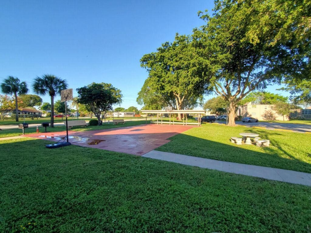 1060 NW 80th Avenue, Unit 104, Margate, FL 33063 Photo