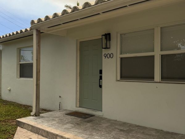 900 Citrus Isle, Fort Lauderdale, FL 33315