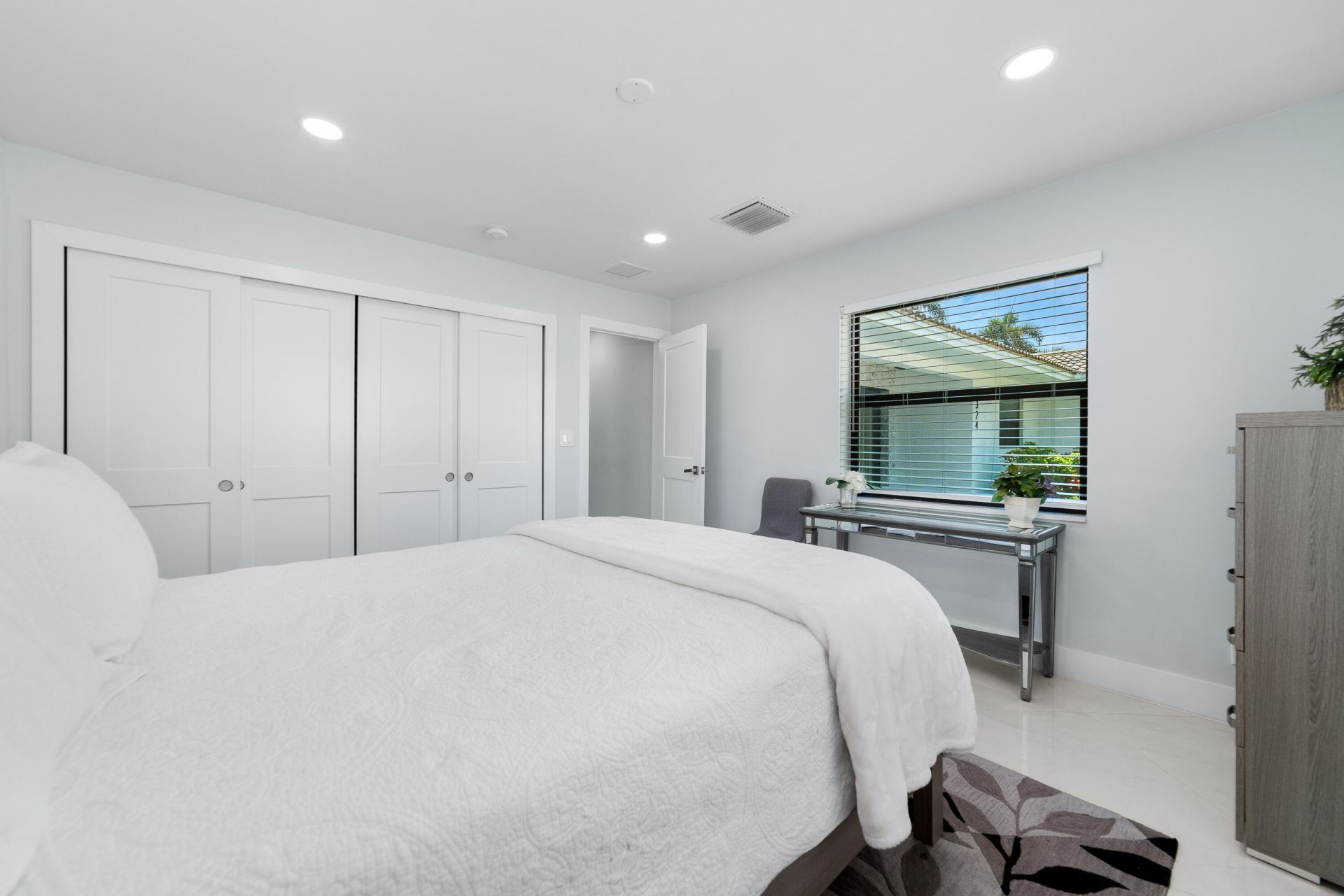 324 Bamboo Road, Palm Beach Shores, FL 33404 Photo