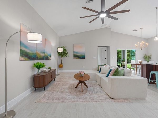 8226 104TH Court, Vero Beach, FL 32967