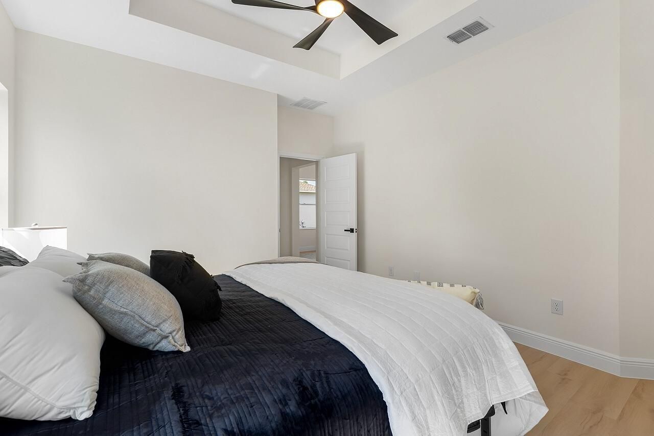 8236 104th Court, Vero Beach, FL 32967 Photo