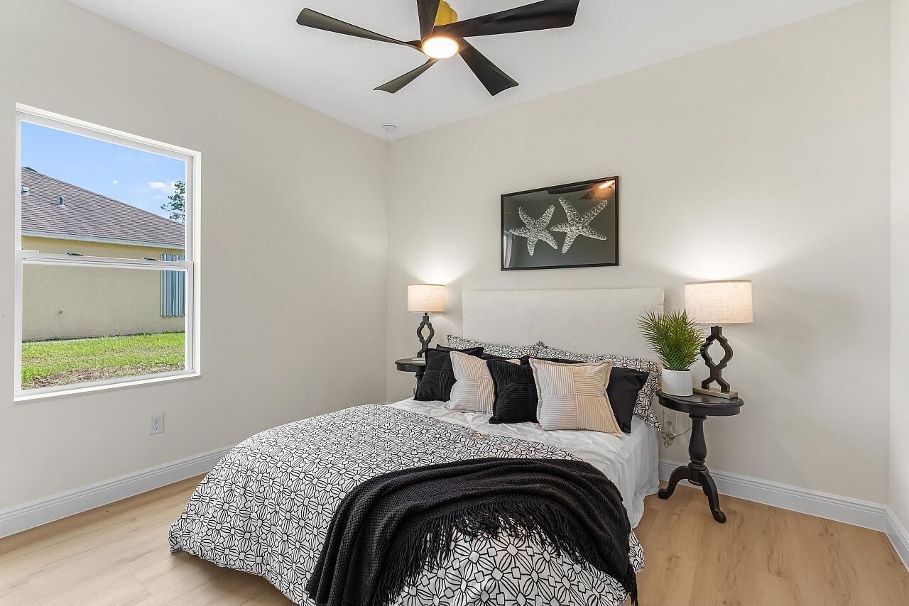 8236 104th Court, Vero Beach, FL 32967 Photo