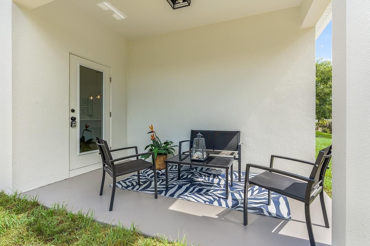 8236 104th Court, Vero Beach, FL 32967 Photo
