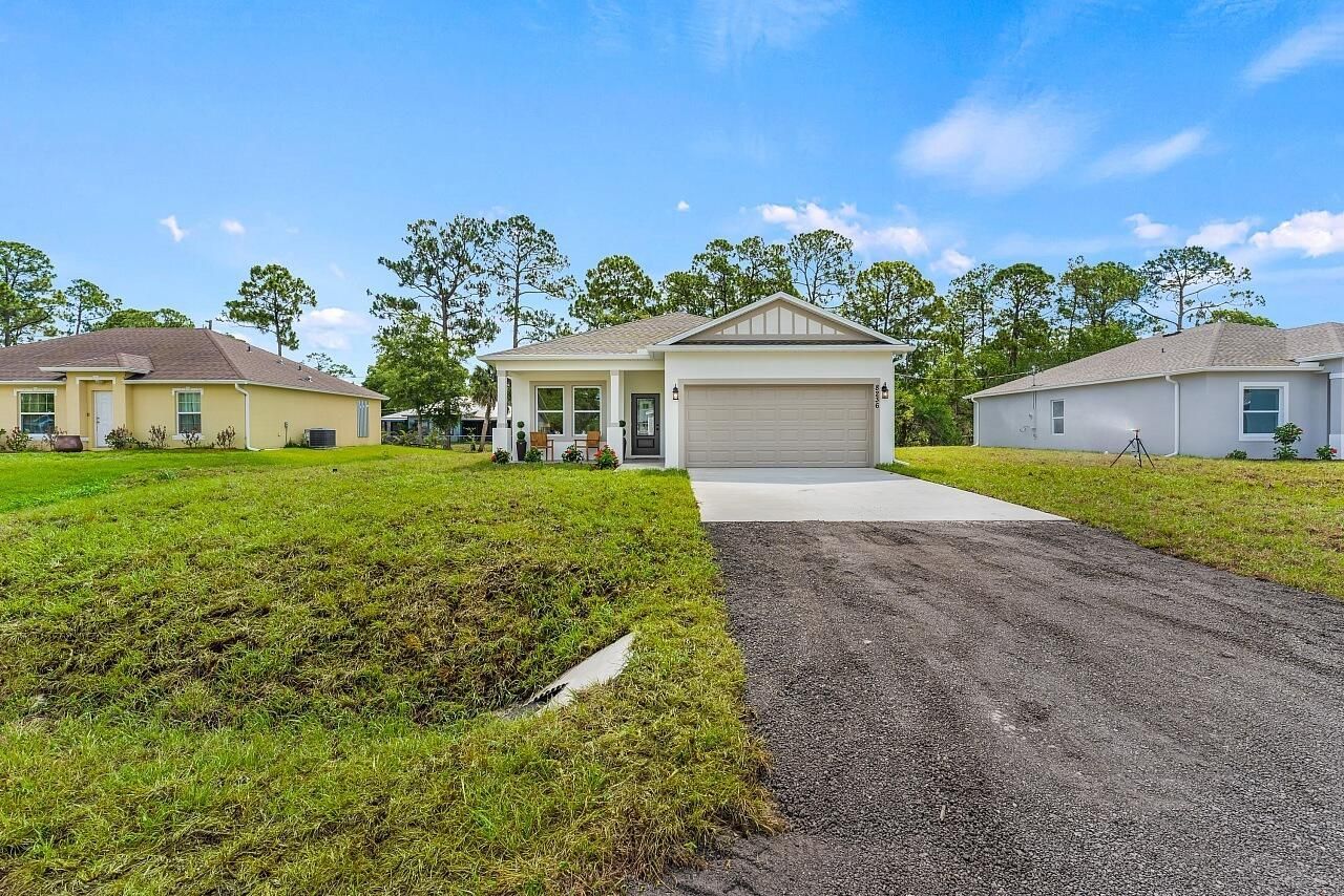 8236 104th Court, Vero Beach, FL 32967 Photo