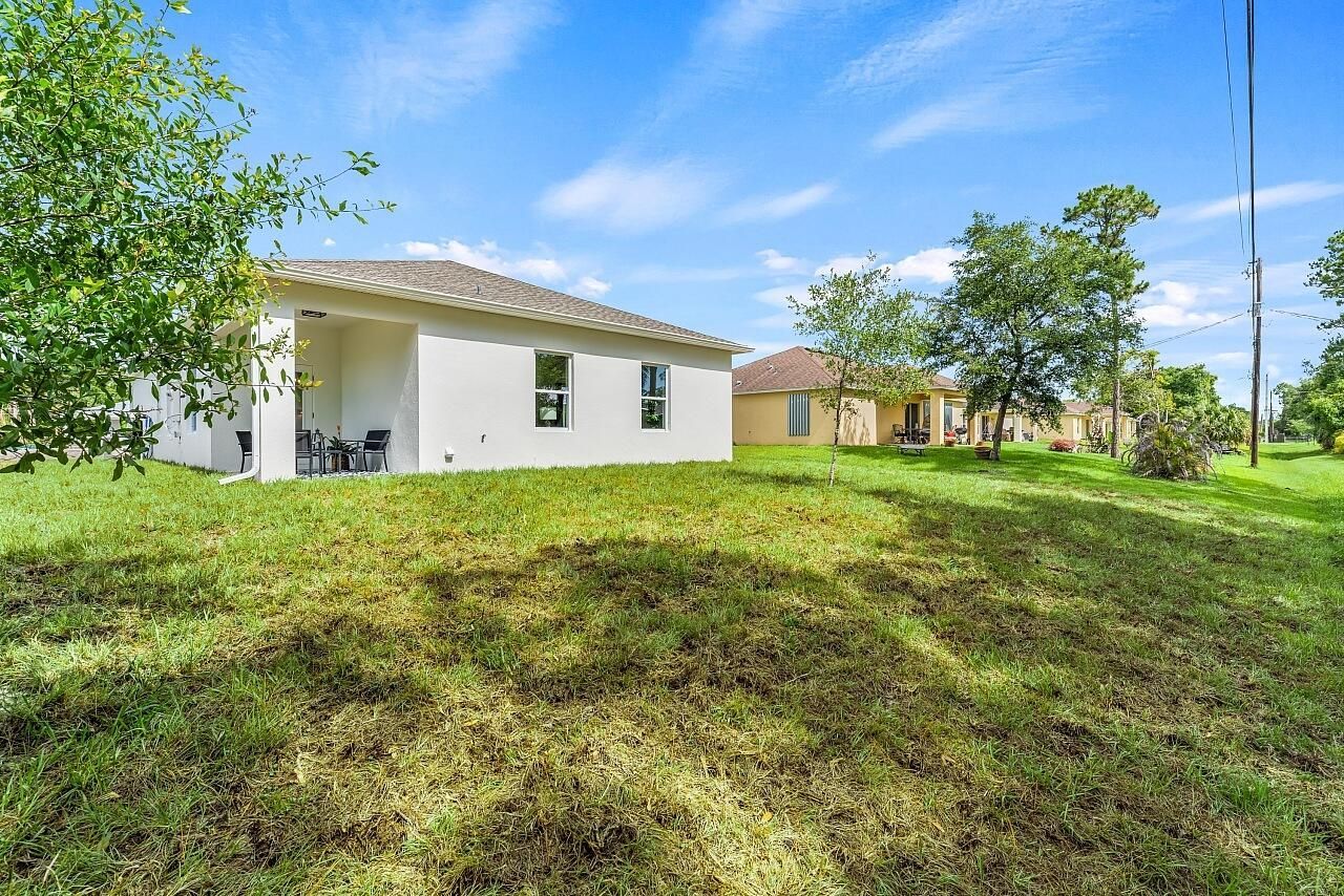 8236 104th Court, Vero Beach, FL 32967 Photo