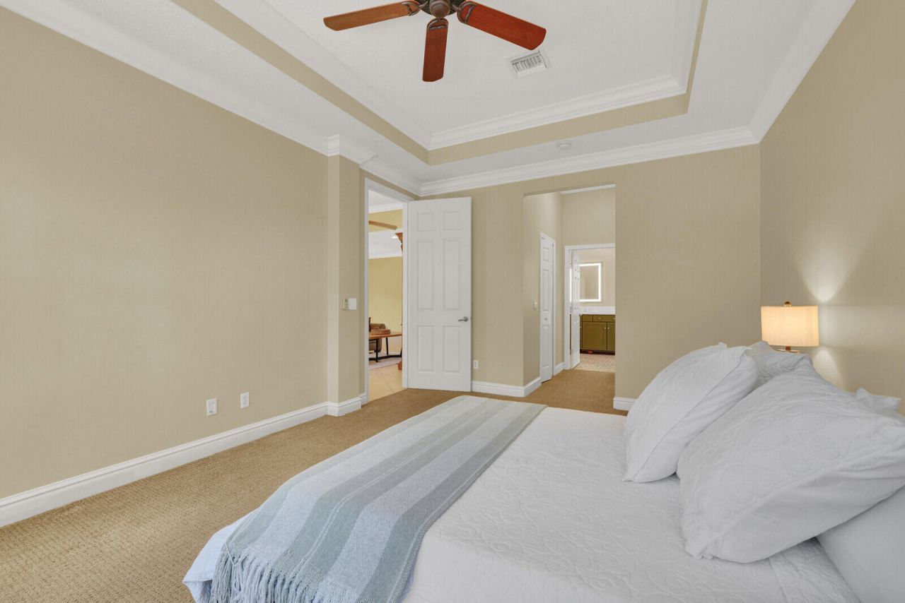 7726 Greenbrier Circle, Port Saint Lucie, FL 34986 Photo