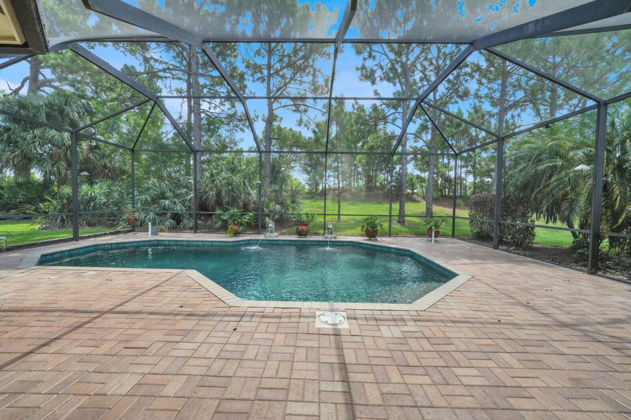7726 Greenbrier Circle, Port Saint Lucie, FL 34986 Photo
