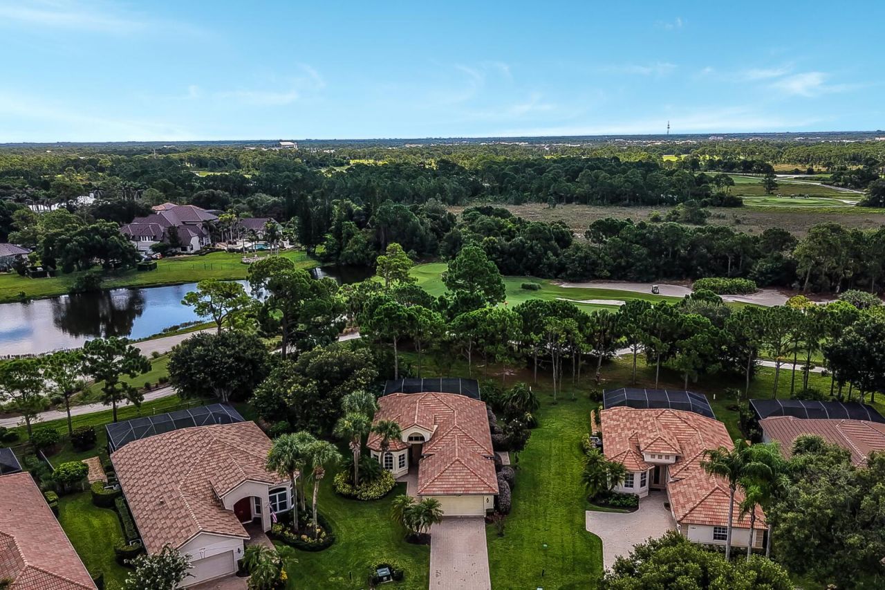 7726 Greenbrier Circle, Port Saint Lucie, FL 34986 Photo