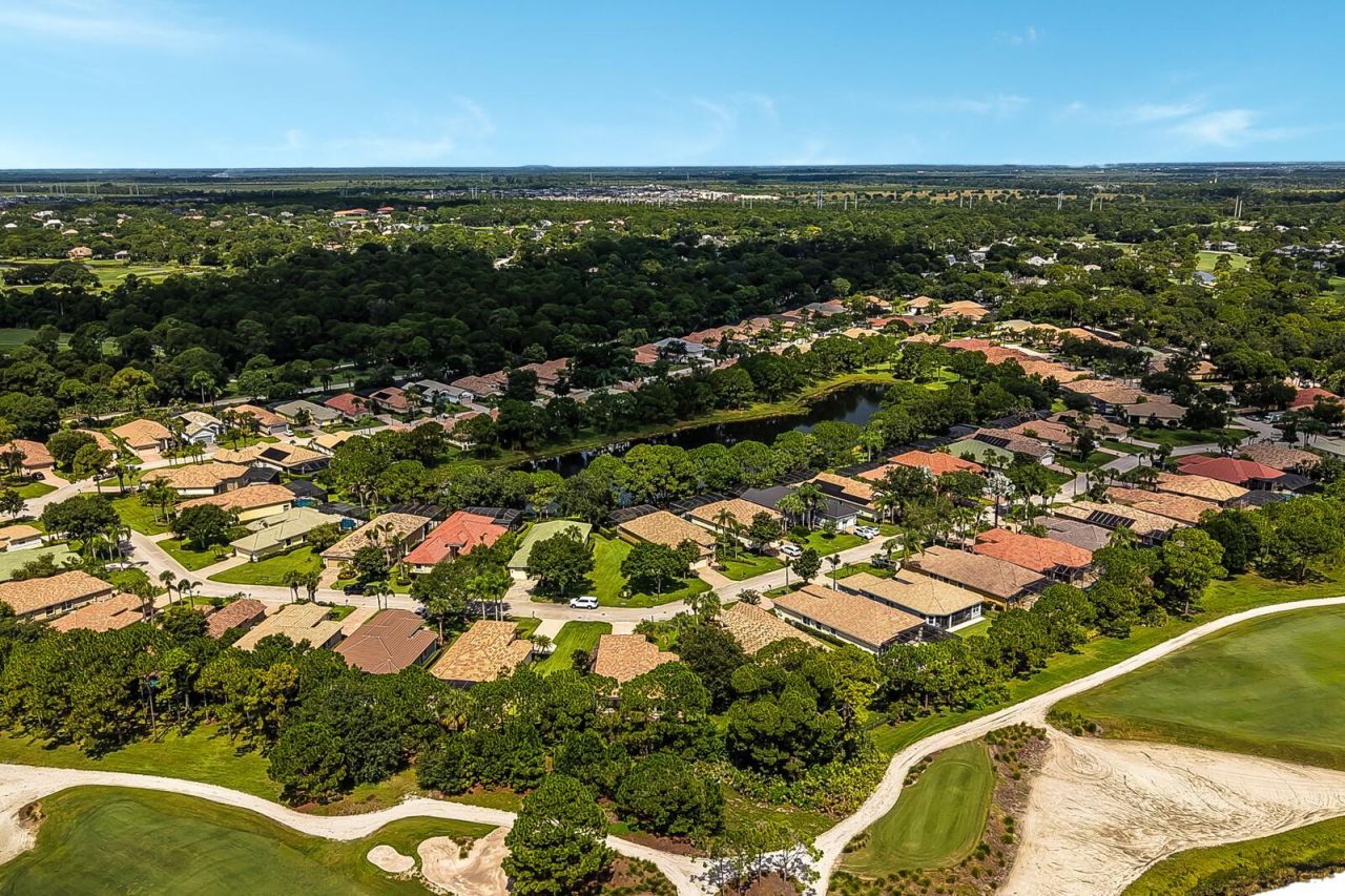 7726 Greenbrier Circle, Port Saint Lucie, FL 34986 Photo