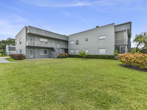 887 Normandy S, Delray Beach, FL 33484