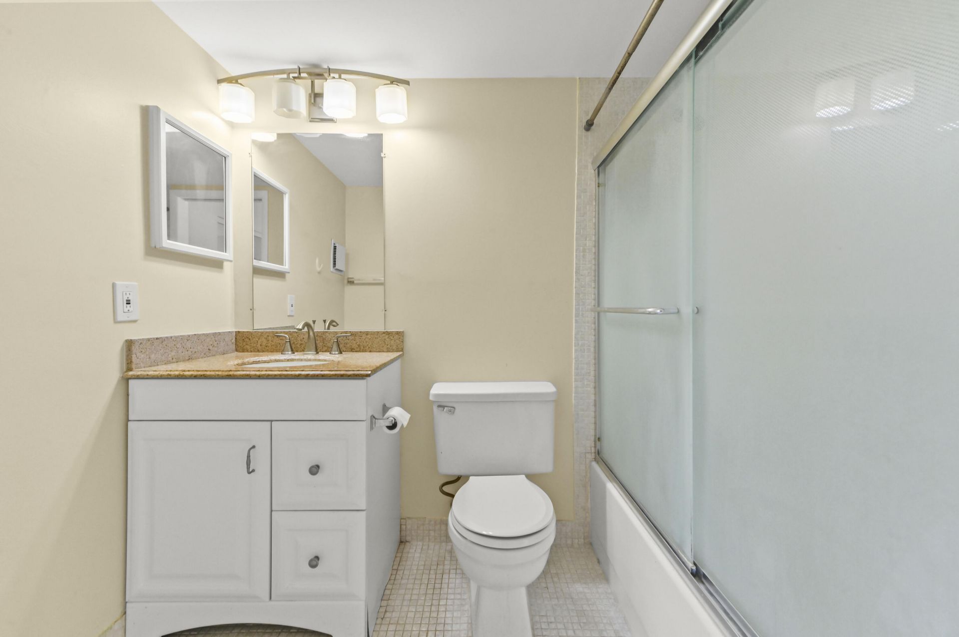 887 Normandy S, Delray Beach, FL 33484 Photo