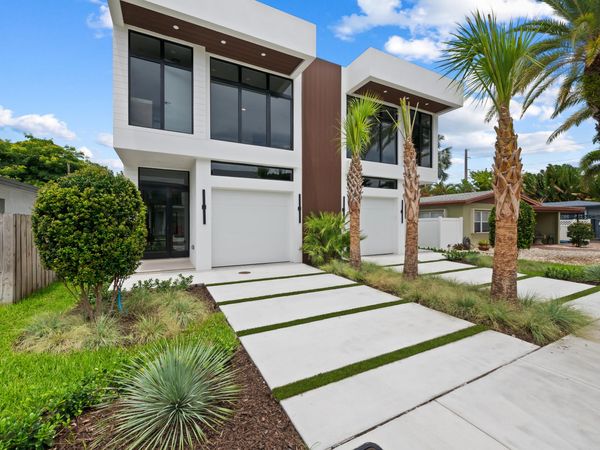 1131 NE 12th Avenue, Fort Lauderdale, FL 33304