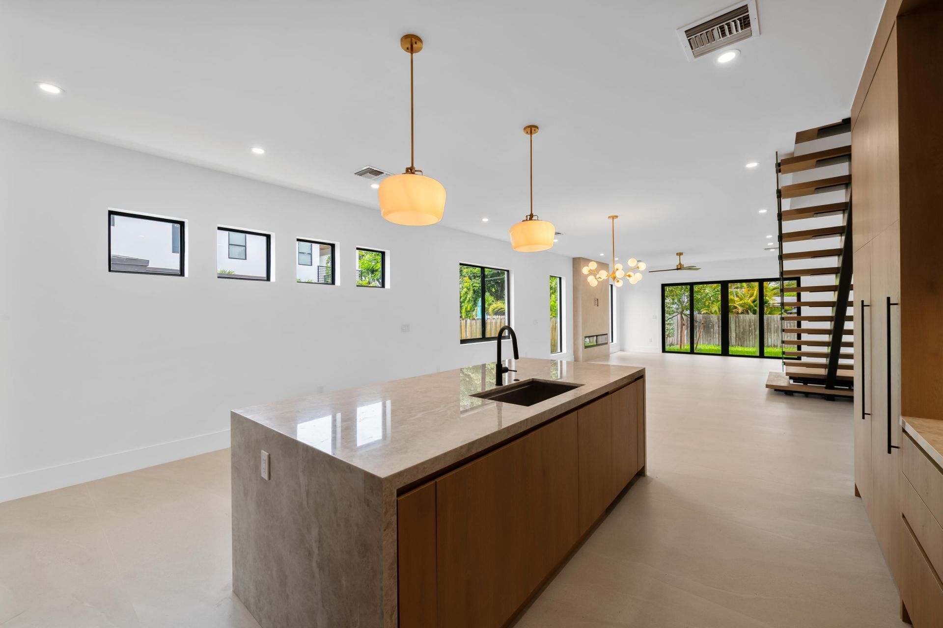 1131 NE 12th Avenue, Fort Lauderdale, FL 33304 Photo